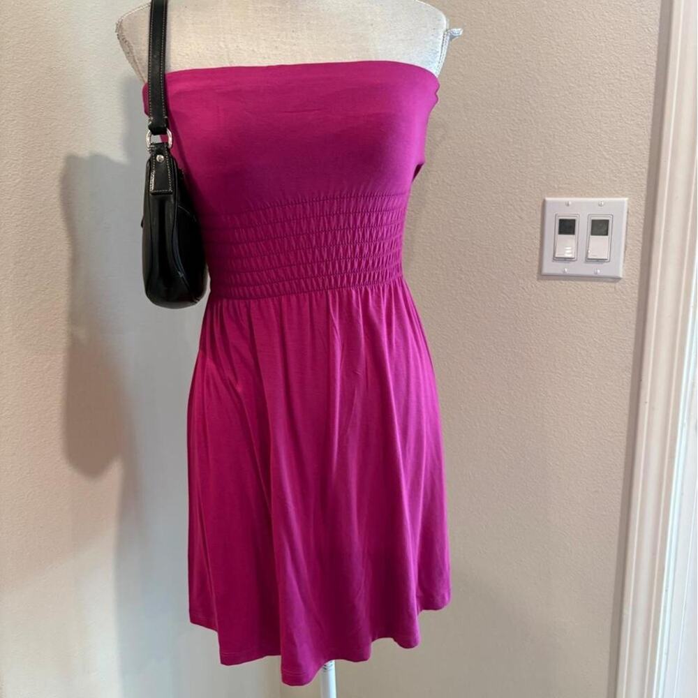 Bebe Sport magenta smock waist tube dress. Size small